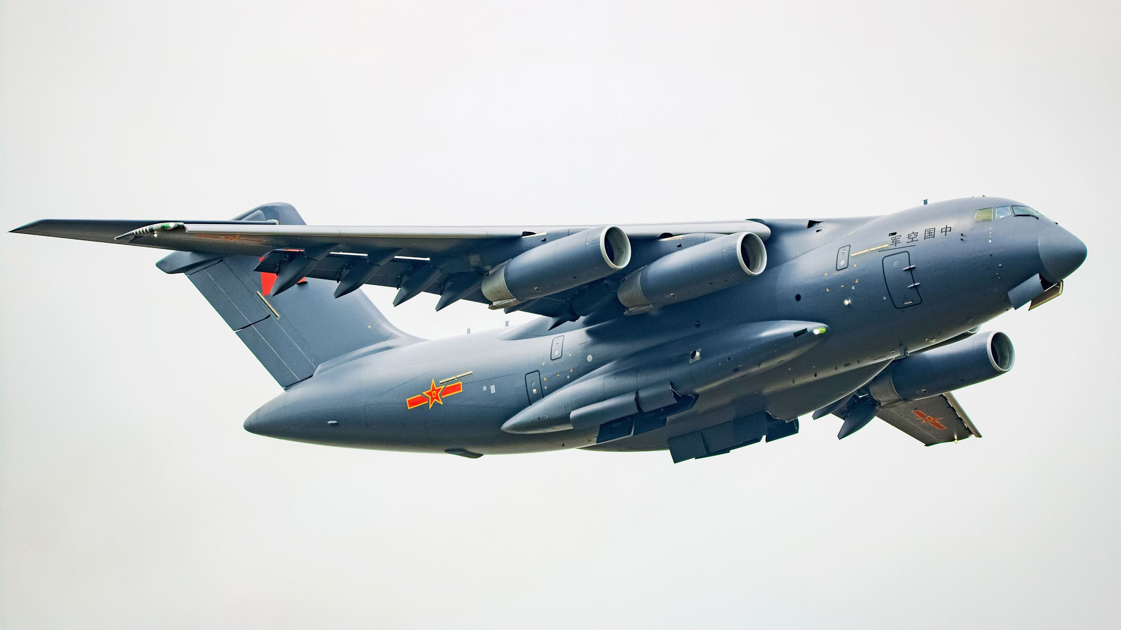 爱游戏大厅官网-大V专栏：赛车专家的赛季点评，超级赛车大师赛