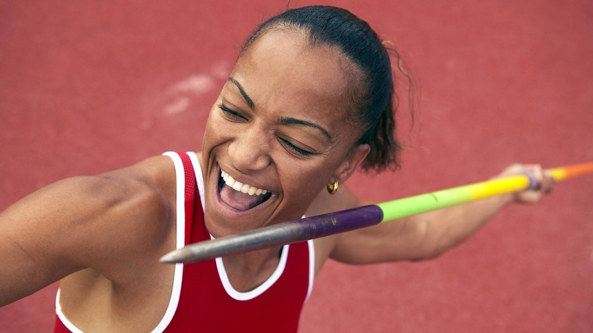 爱游戏官方入口-奥尔韦拉稳扎稳打锁定决赛席位，奥厄 vs 维尔茨堡